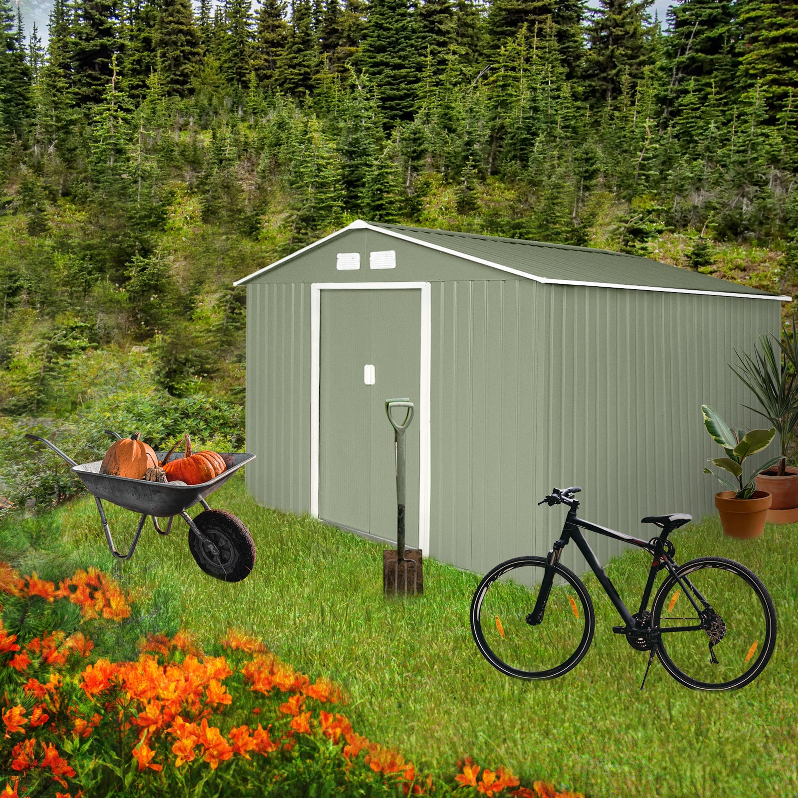 Garten mit grünem Metallgerätehaus, Schubkarre mit Kürbissen, Schaufel im Gras, schwarzes Fahrrad und blühenden orangen Blumen